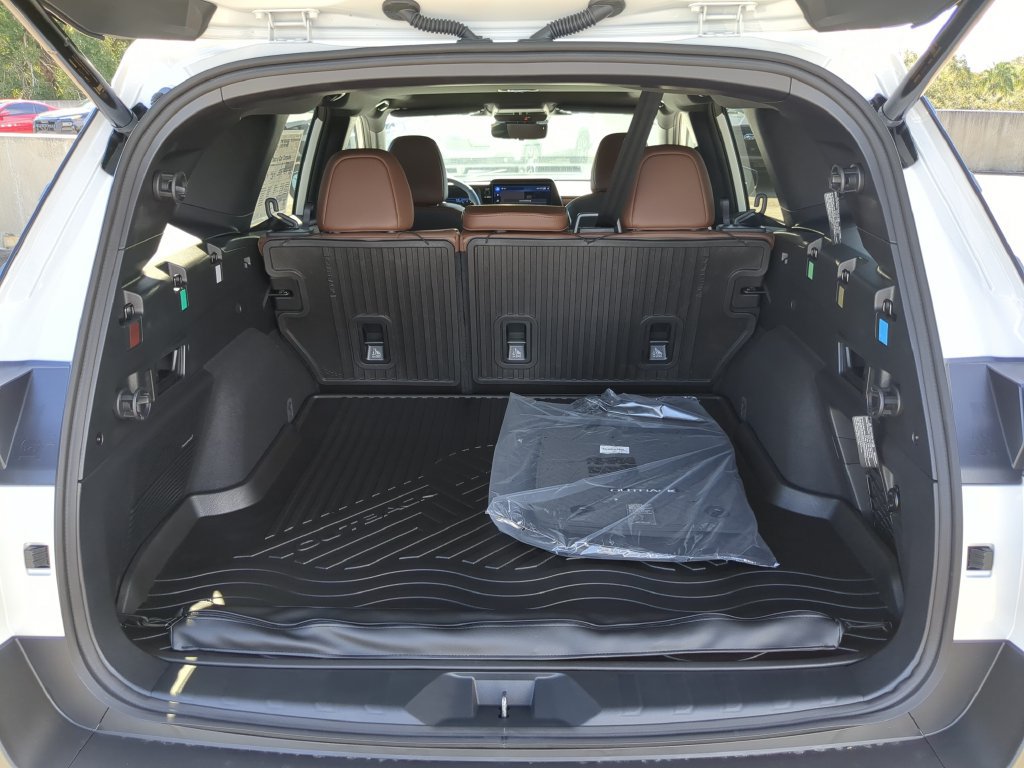 New 2026 Subaru Outback Touring XT AWD/4WD image 10