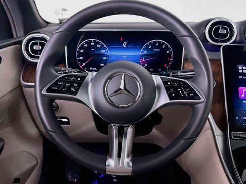 Certified 2026 Mercedes-Benz GLC 300 image 19