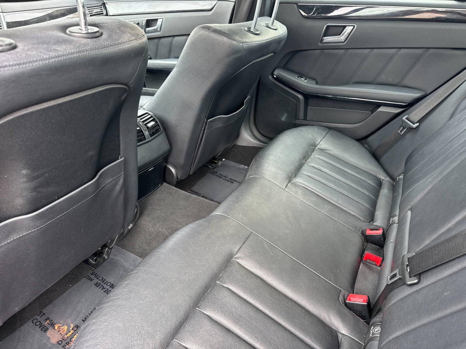 Used 2011 Mercedes-Benz E 350 BlueTEC Sedan image 12
