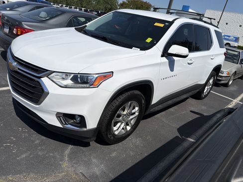 Used 2019 Chevrolet Traverse LT FWD image 5