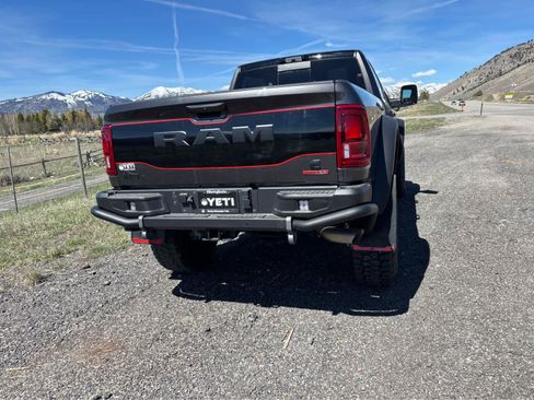 New 2025 RAM 2500 Laramie image 31