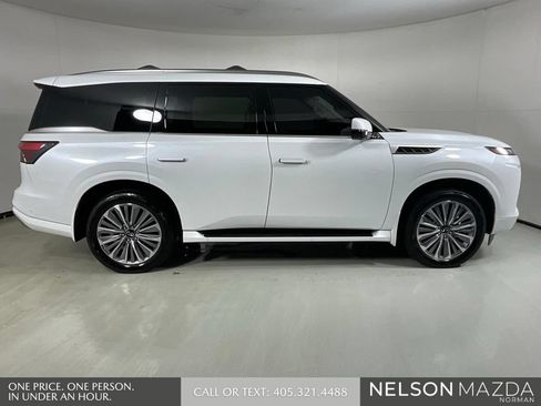 Used 2025 INFINITI QX80 Luxe w/ Exterior Package AWD/4WD image 5