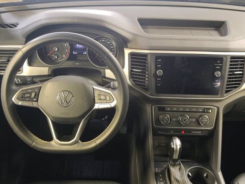 Used 2021 Volkswagen Atlas SE FWD image 22