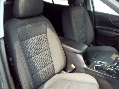 Used 2020 Chevrolet Equinox LT FWD image 23