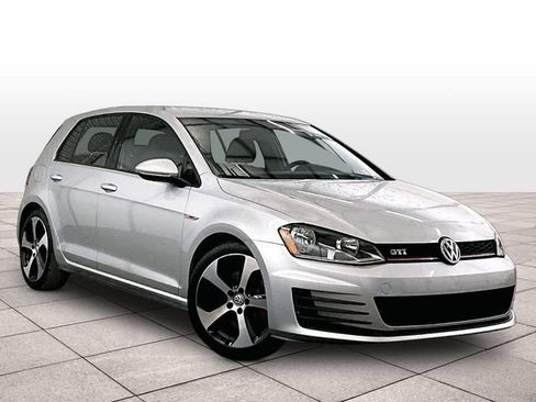 Used 2015 Volkswagen GTI S FWD image 3