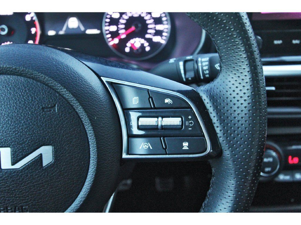 Used 2022 Kia Forte GT-Line w/ GT-Line Technology Package FWD image 20