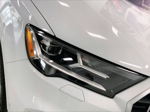 Used 2022 Audi Q7 3.0T Premium w/ Convenience Package image 28