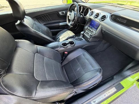 Used 2020 Ford Mustang Premium RWD image 19