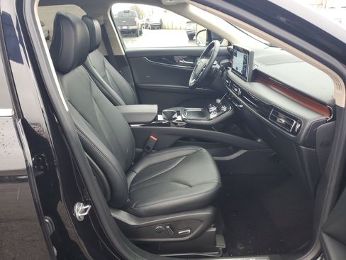 Certified 2023 Lincoln Nautilus Reserve image 9