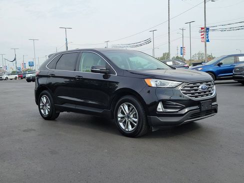 Certified 2020 Ford Edge SEL w/ Convenience Package AWD/4WD image 2
