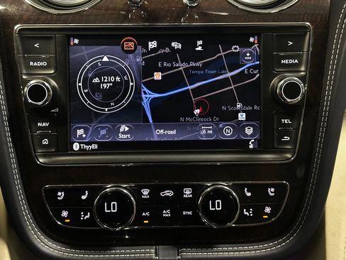 Used 2019 Bentley Bentayga V8 Sport Utility 4D image 45