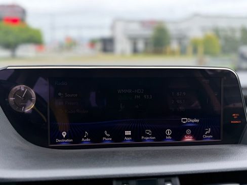Used 2020 Lexus ES 300h w/ Accessory Package 2 FWD image 17