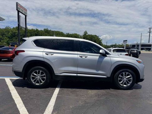 Used 2020 Hyundai Santa Fe SEL FWD image 9