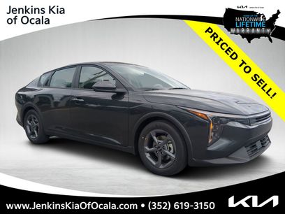 New 2025 Kia K4 LXS