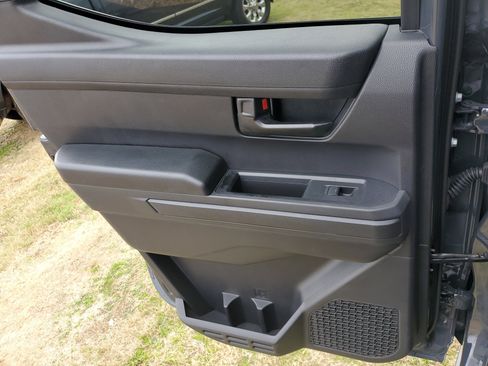 Used 2025 Toyota Tacoma SR5 image 13