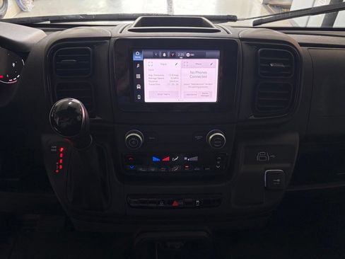 Used 2025 RAM ProMaster 2500 w/ U-Haul Equipment Group FWD image 10