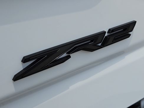 New 2026 Chevrolet Silverado 1500 ZR2 w/ Dark Appearance Package AWD/4WD image 8