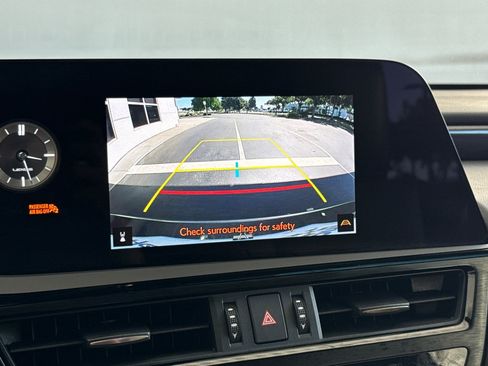 Certified 2025 Lexus ES 350 w/ Accessory Package (Z2) FWD image 24