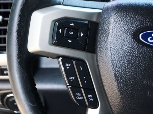 Used 2022 Ford F250 Lariat w/ Black Appearance Package AWD/4WD image 23