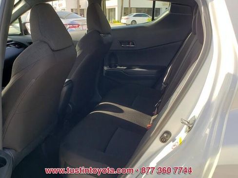 Certified 2019 Toyota C-HR LE image 4