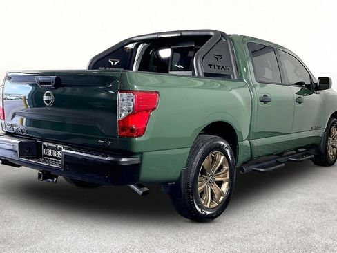 Used 2024 Nissan Titan SV w/ SV Bronze Edition Package RWD image 2