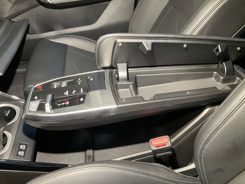 Used 2025 BMW X1 xDrive28i image 19