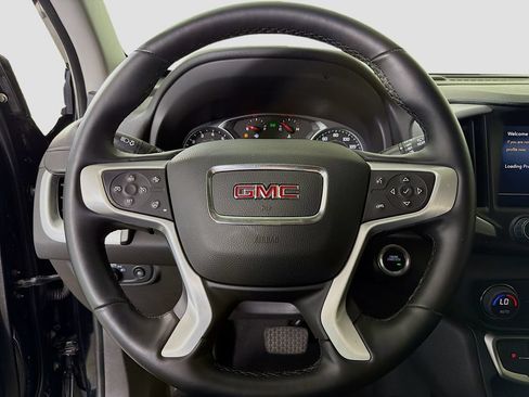 Used 2024 GMC Terrain SLT w/ Elevation Edition FWD image 15