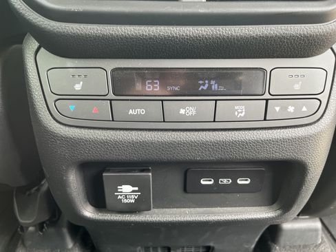 Certified 2024 Honda Pilot Elite image 18