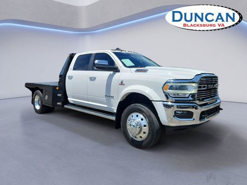 Used 2022 RAM 4500 Laramie AWD/4WD image 1