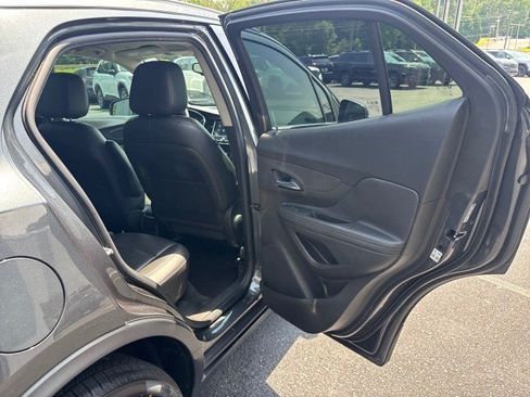 Used 2017 Buick Encore Essence FWD image 41