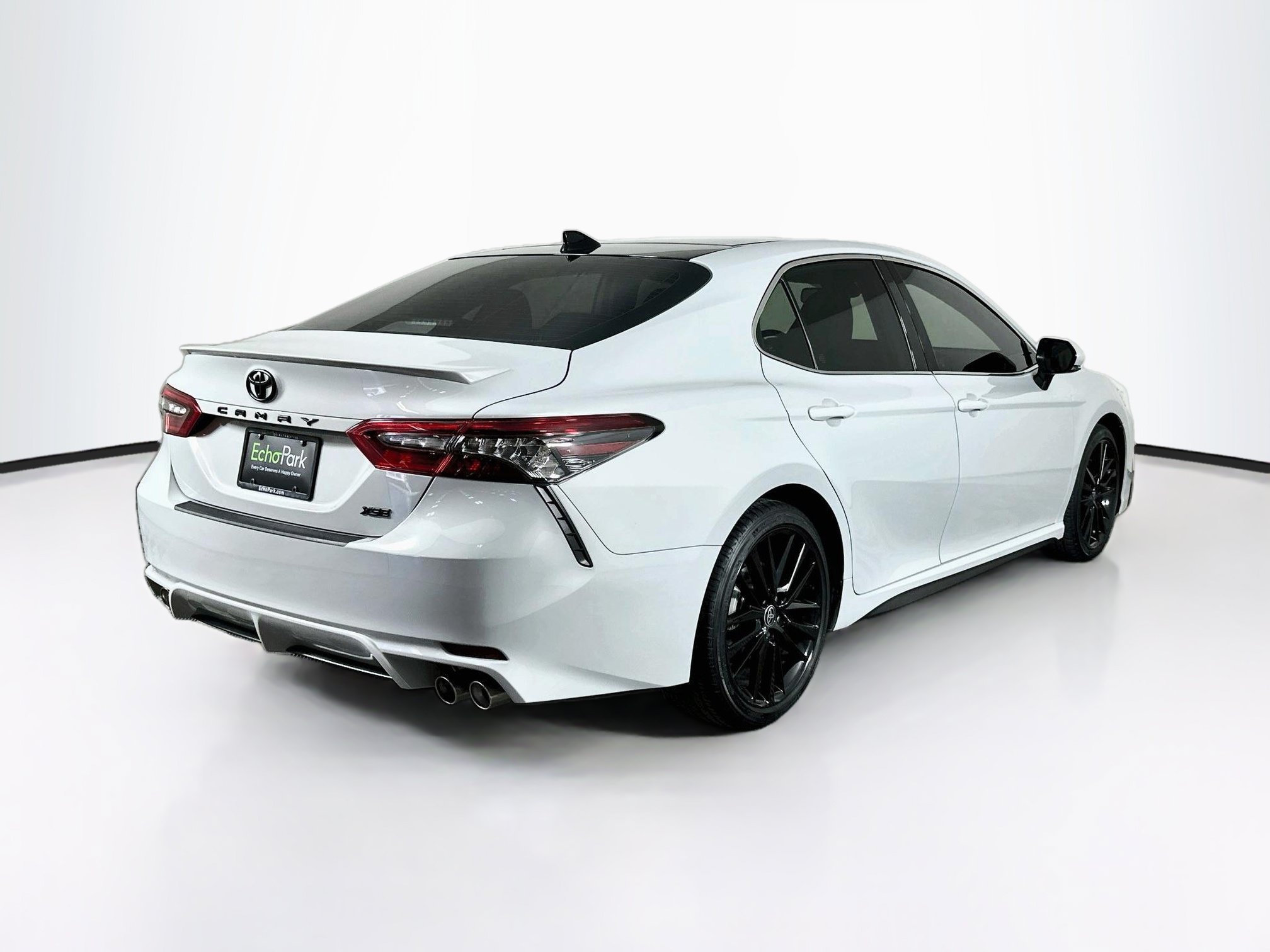 Used 2024 Toyota Camry XSE w/ Blackout Package (TMS) FWD image 9