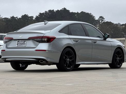 Used 2025 Honda Civic Sport image 8