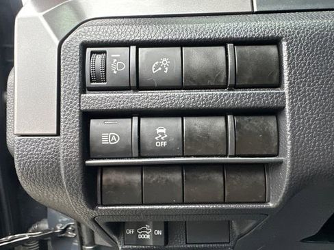 Used 2024 Toyota Tacoma TRD Off-Road AWD/4WD image 34