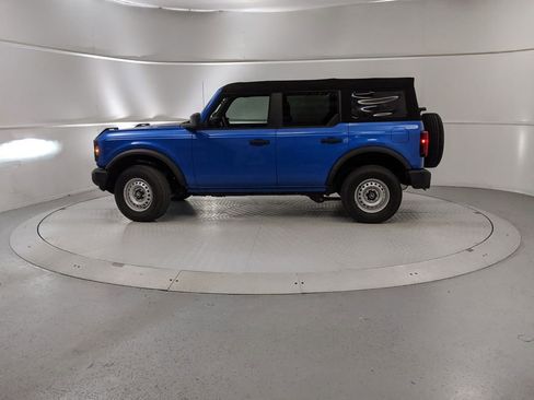 New 2025 Ford Bronco 4-Door image 5