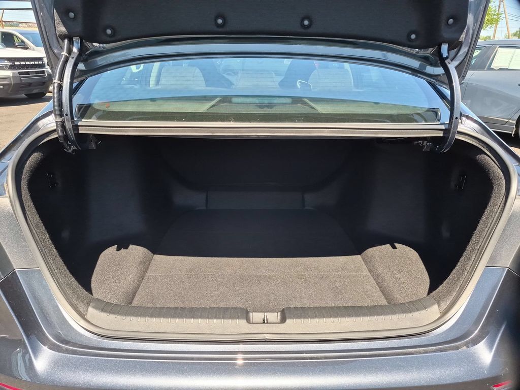 Used 2025 Honda Accord LX image 28