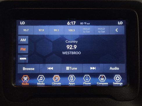 Used 2020 Jeep Renegade Altitude FWD image 25