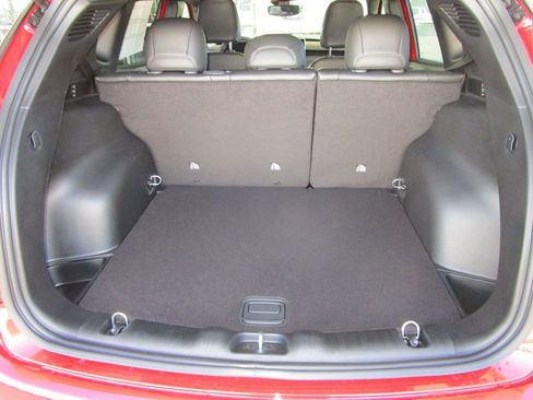 New 2026 Jeep Compass Latitude image 12