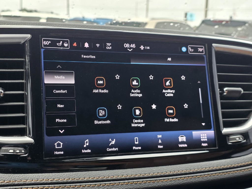 Used 2022 Chrysler Pacifica Pinnacle FWD image 29