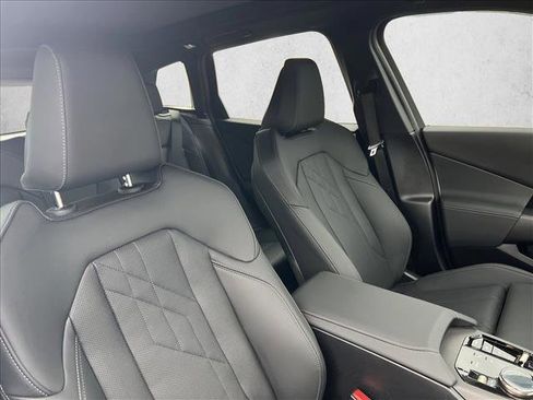 Used 2025 BMW X3 xDrive30i w/ Convenience Package image 23