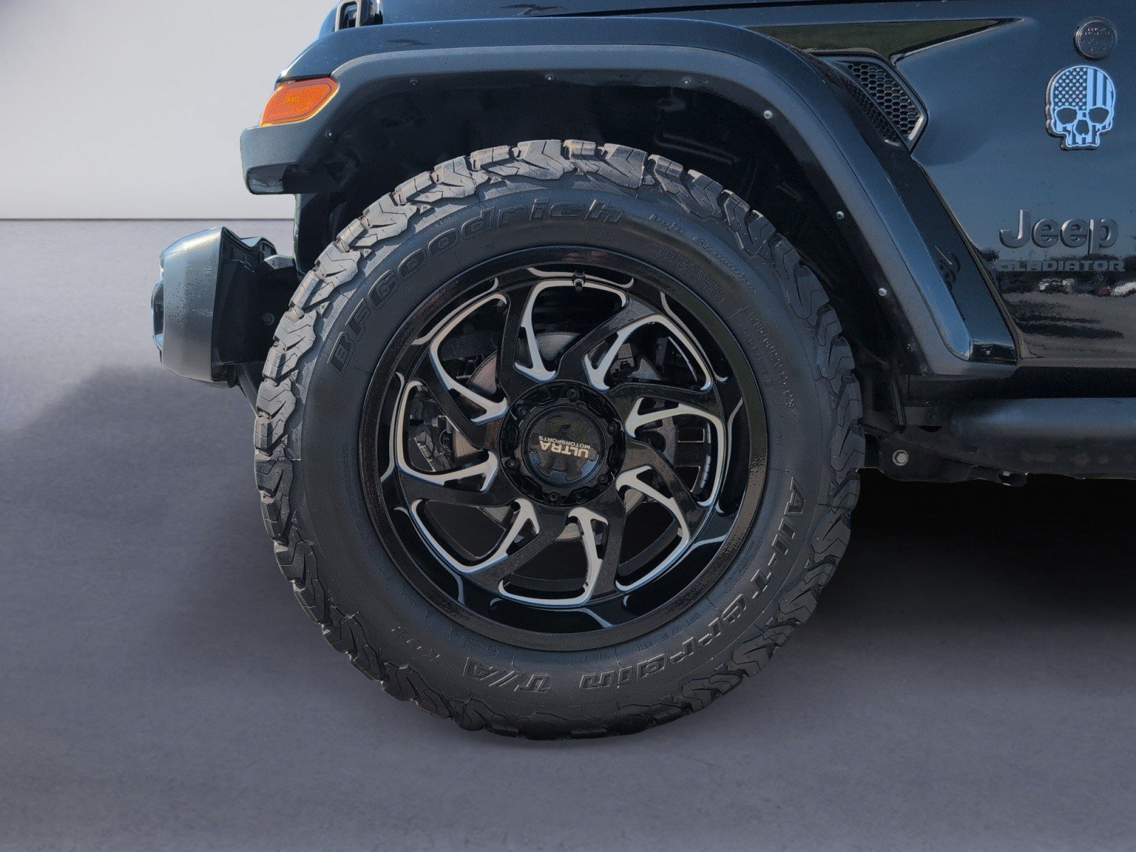 Used 2021 Jeep Gladiator Mojave AWD/4WD image 27