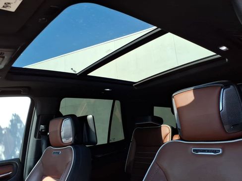 Certified 2024 GMC Yukon Denali Ultimate image 7