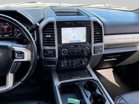 Used 2021 Ford F350 Lariat AWD/4WD image 7