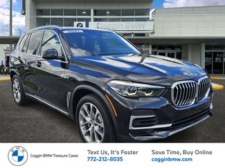 Used 2022 BMW X5 xDrive40i w/ Premium Package image 1