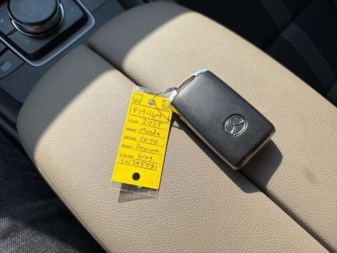 Used 2025 MAZDA CX-50 AWD 2.5 S w/ Premium Package image 28