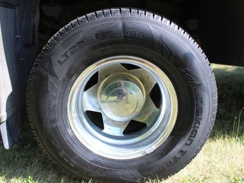 Used 2002 Ford F350 XLT image 33