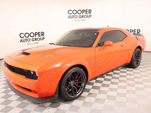 Used 2019 Dodge Challenger R/T Scat Pack RWD image 10