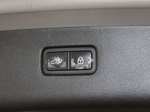 Used 2021 Genesis GV80 2.5T w/ Prestige Package 04 image 14