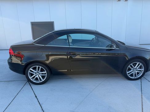 Used 2008 Volkswagen Eos Lux FWD image 5