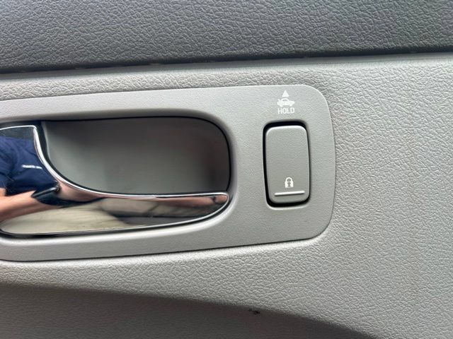 Used 2008 Buick LaCrosse CXL w/ Driver Confidence Package FWD image 15