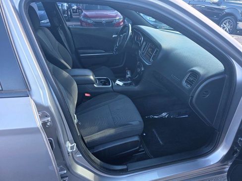 Used 2017 Dodge Charger SXT w/ Rallye Group image 9
